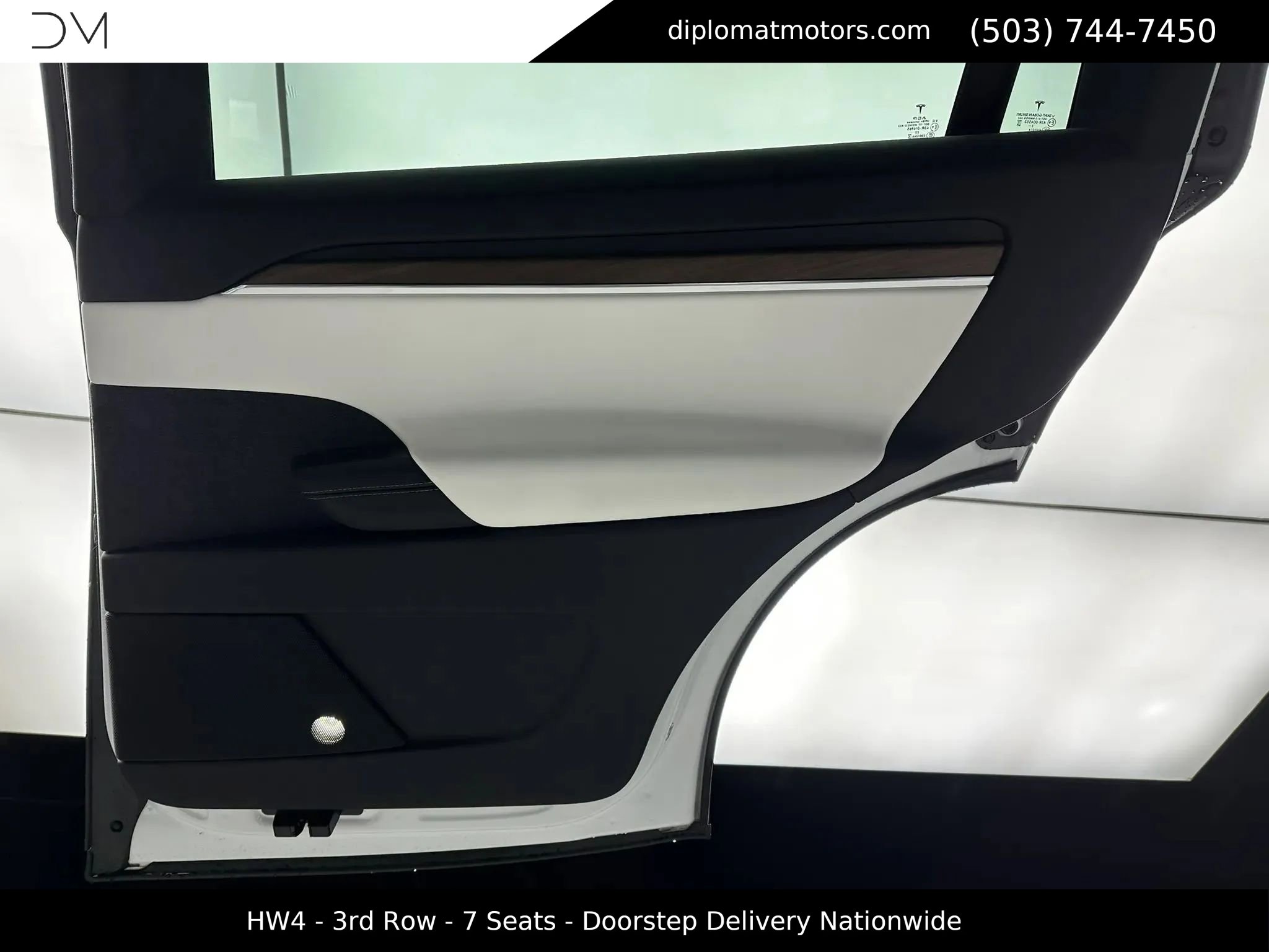 Used 2023 Tesla Model X image 29