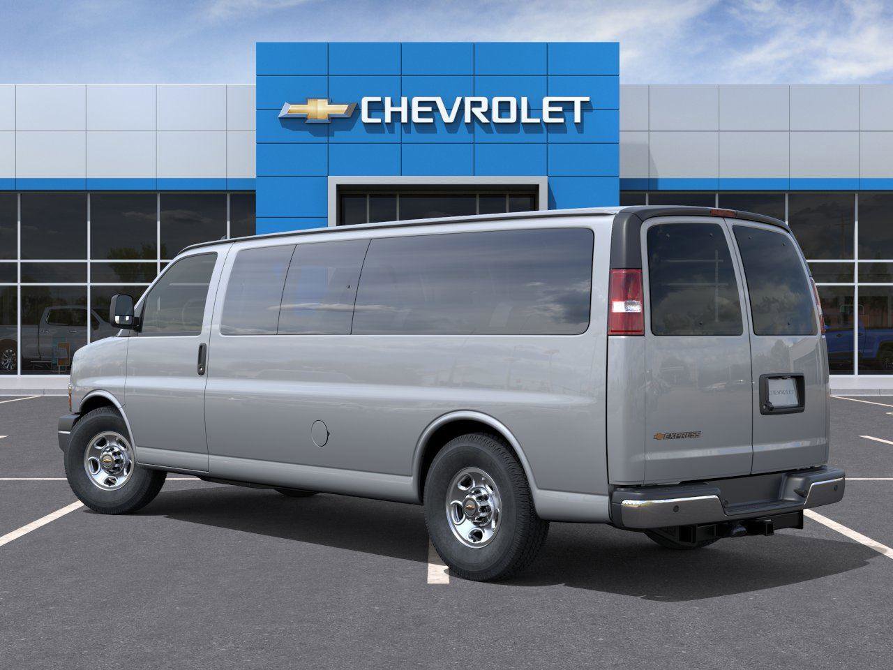 New 2026 Chevrolet Express 3500 LT RWD image 3