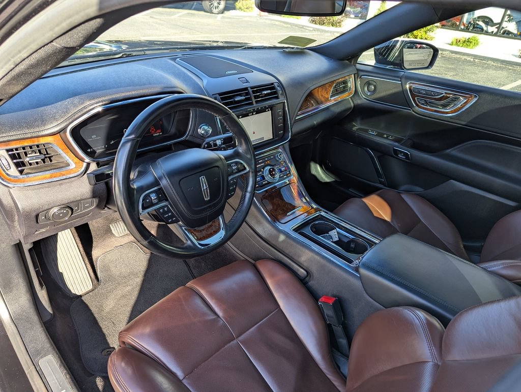 Used 2017 Lincoln Continental Reserve AWD/4WD image 14