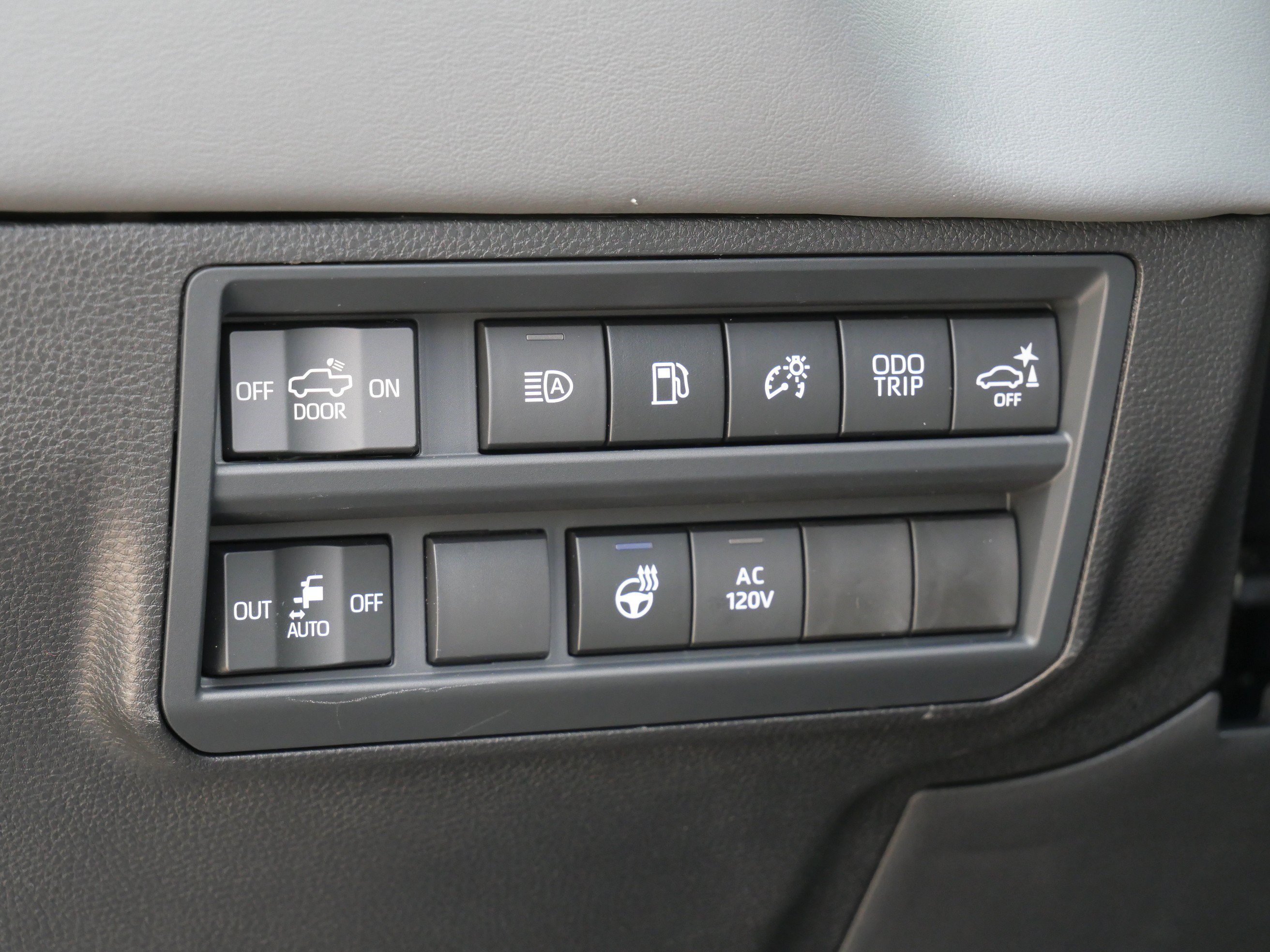 New 2026 Toyota Tundra Capstone AWD/4WD image 10