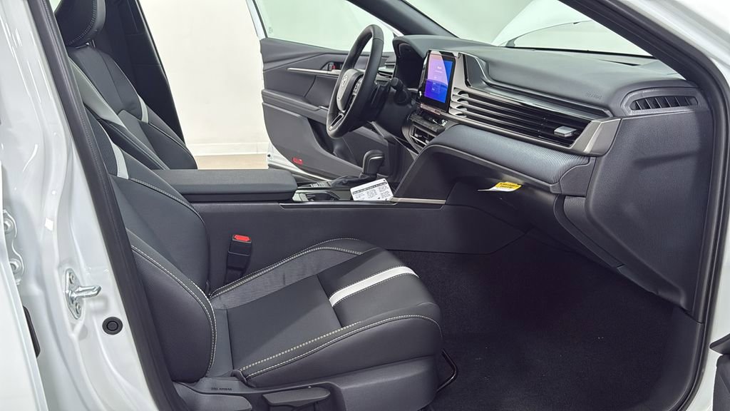 Used 2026 Toyota Camry SE image 20