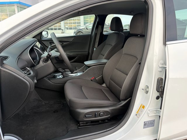 Used 2025 Chevrolet Malibu LT image 20