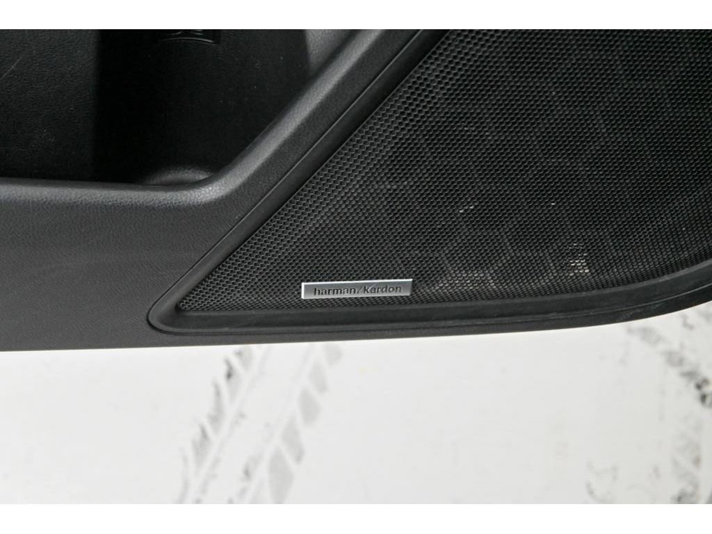 Used 2021 Subaru Outback Limited XT image 31