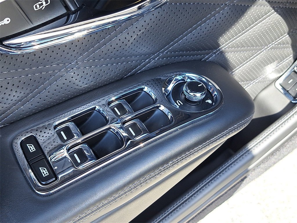 Used 2017 Bentley Mulsanne Speed image 15