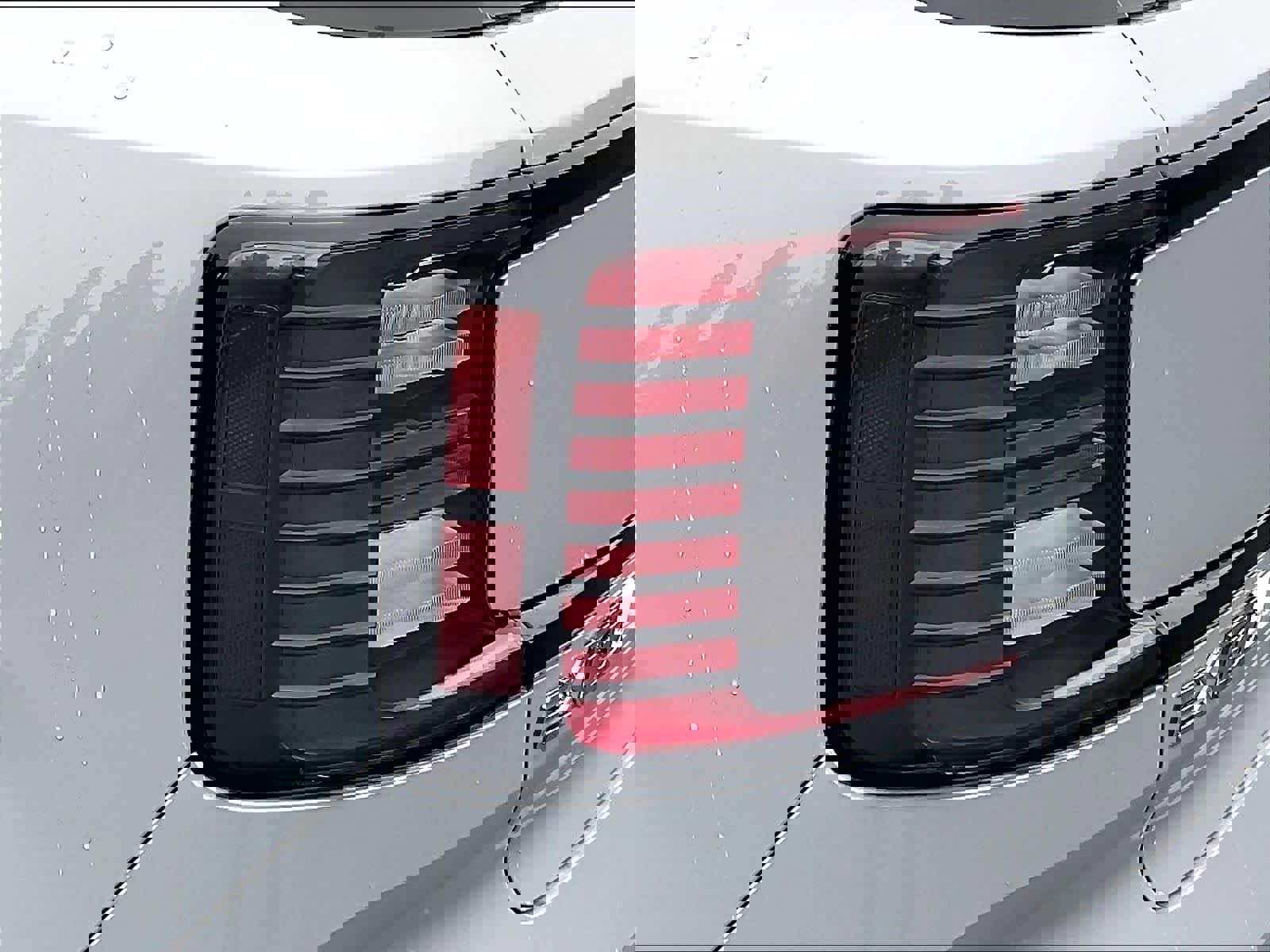 New 2026 Volvo EX30 Plus w/ Climate Package image 25