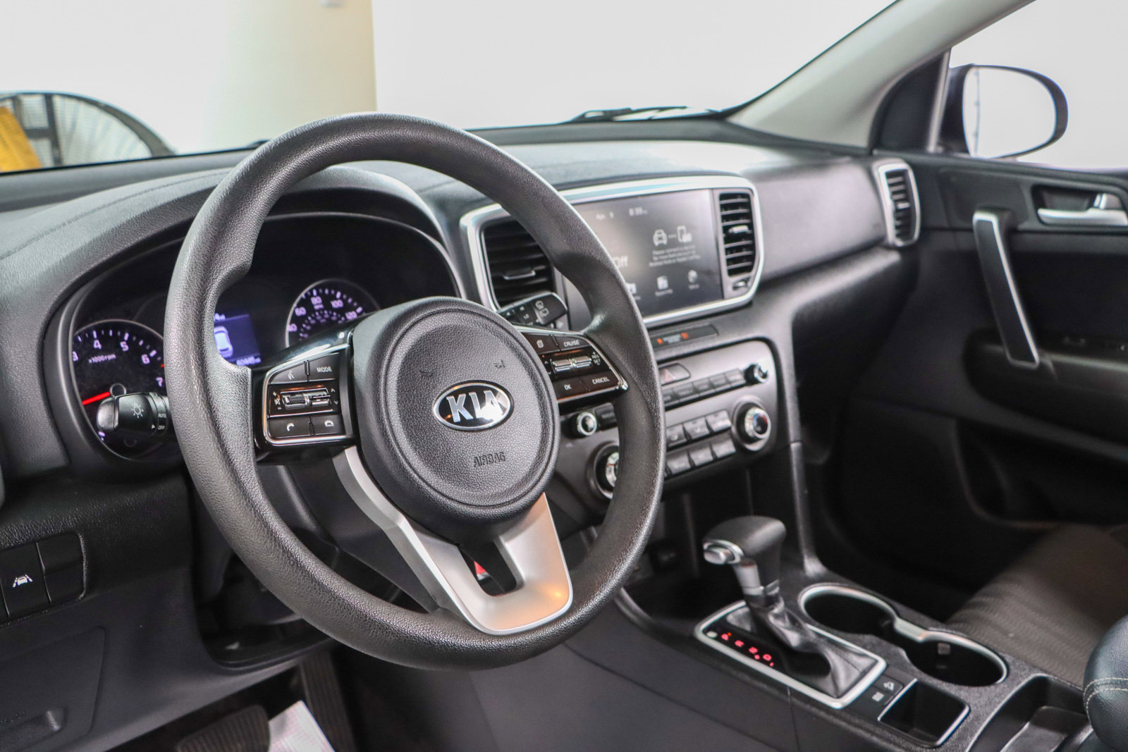 Used 2022 Kia Sportage LX image 22