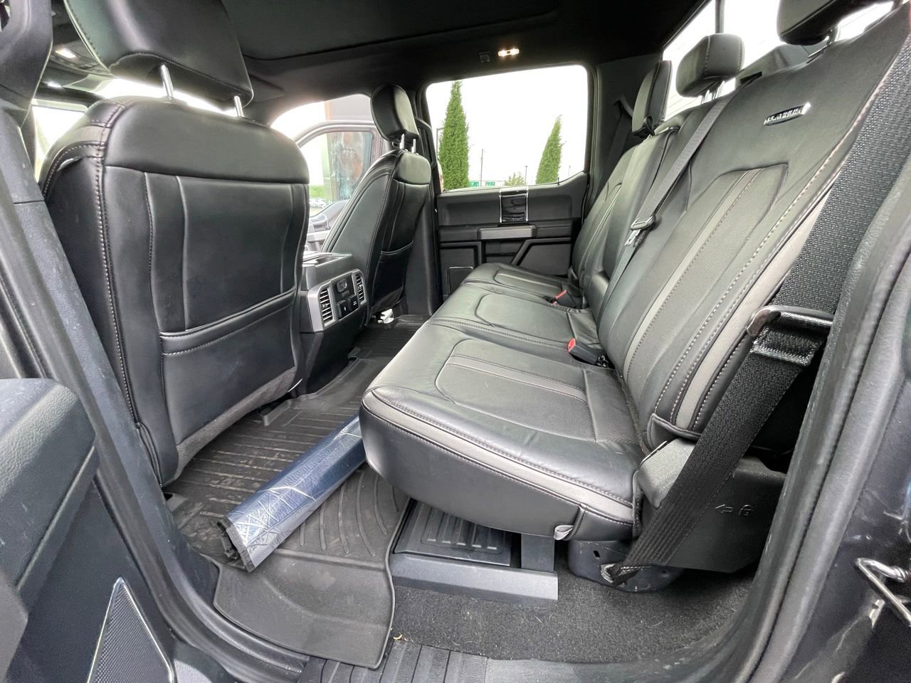 Used 2020 Ford F250 Platinum w/ FX4 Off-Road Package AWD/4WD image 11