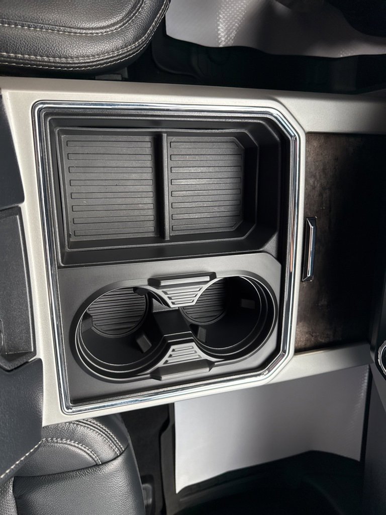 Used 2022 Ford F450 Lariat image 21