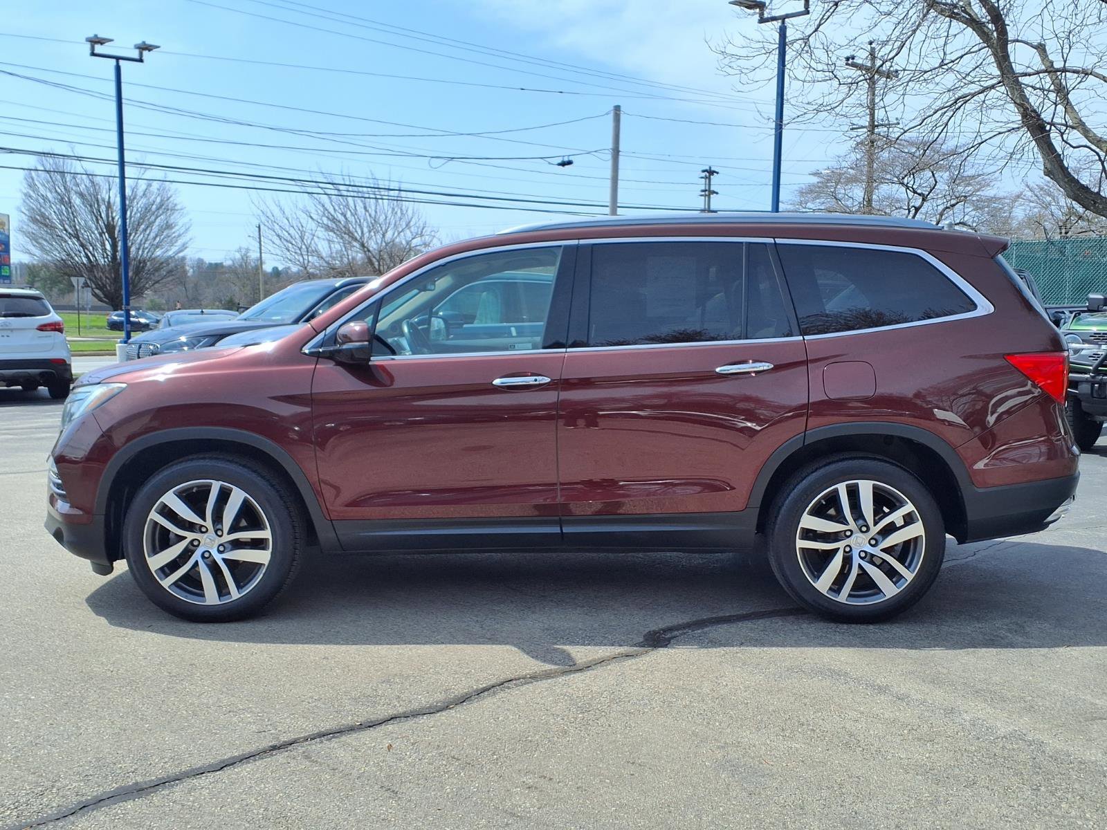 Used 2018 Honda Pilot Elite image 6