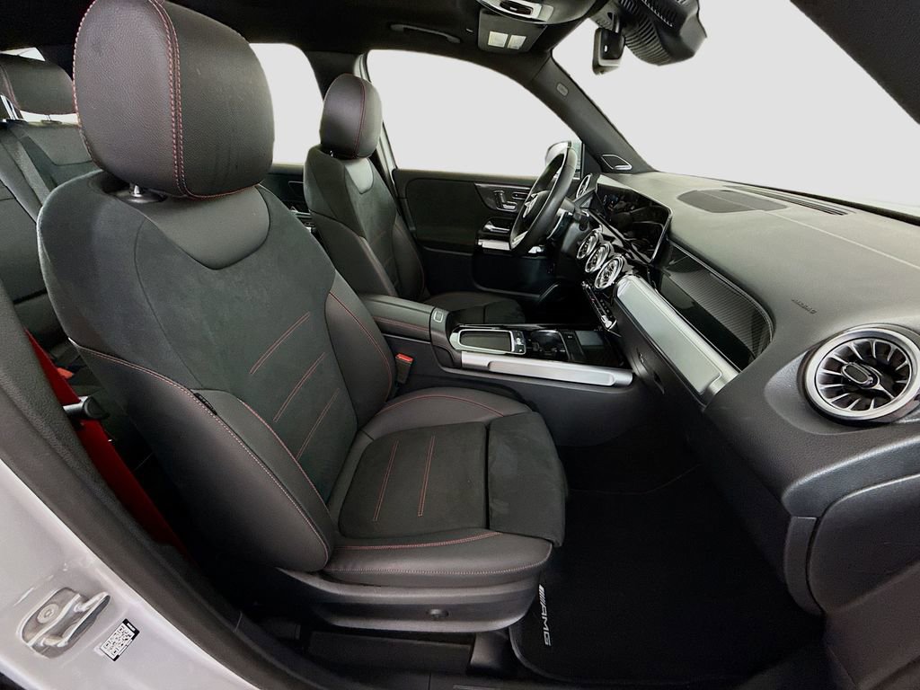 Used 2024 Mercedes-Benz GLB 35 AMG 4MATIC w/ Exclusive Package image 28