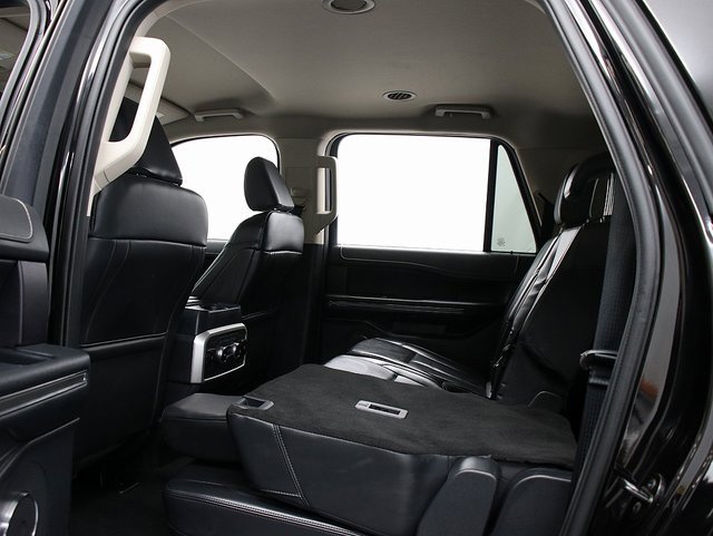 Used 2024 Ford Expedition Max XLT image 13