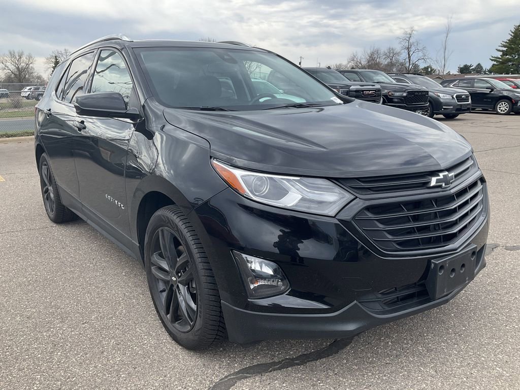 Used 2020 Chevrolet Equinox LT w/ Midnight Edition image 3