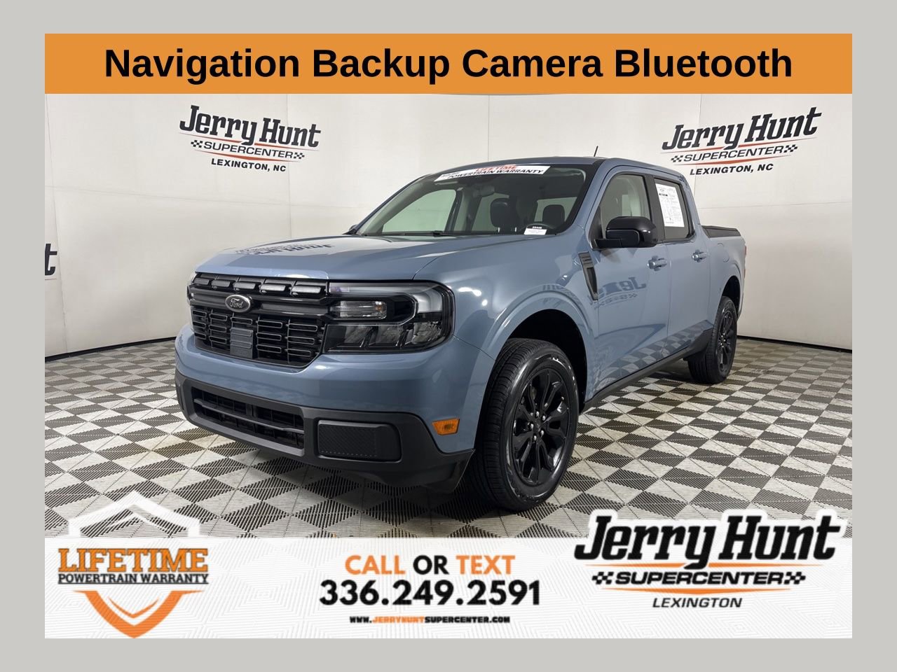 Used 2024 Ford Maverick Lariat w/ Black Appearance Package image 1