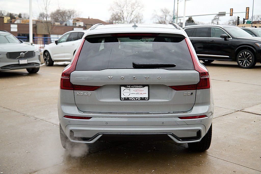 New 2026 Volvo XC60 B5 Ultra w/ Climate Package image 8