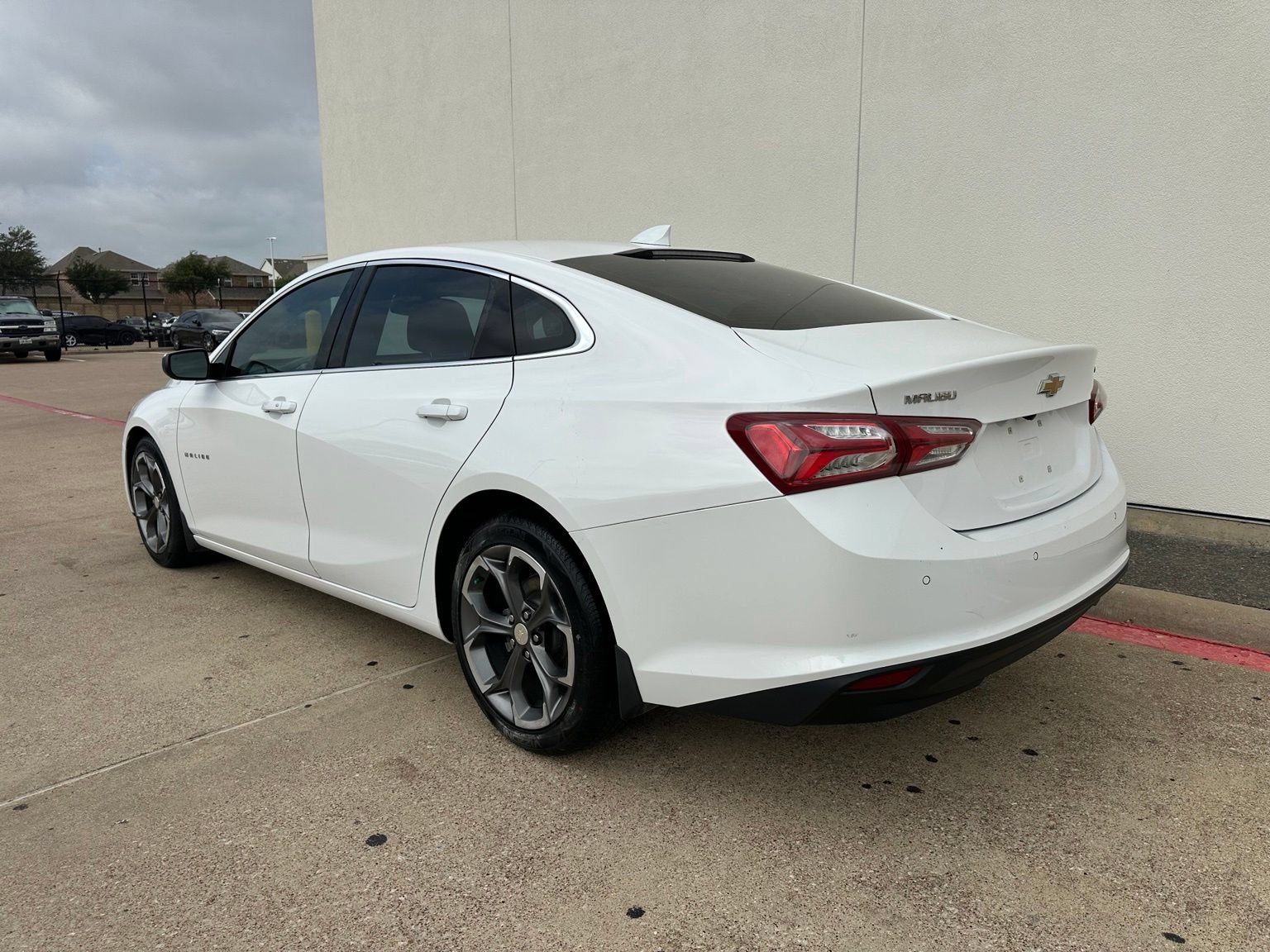 Used 2020 Chevrolet Malibu LT w/ Leather Package FWD image 5