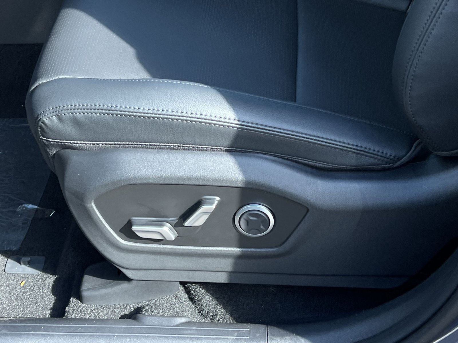 New 2027 Hyundai Santa Fe Limited AWD/4WD image 14