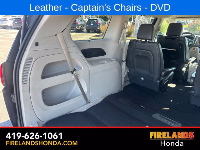 Used 2017 Chrysler Pacifica Touring-L Plus w/ Tire & Wheel Group FWD image 38