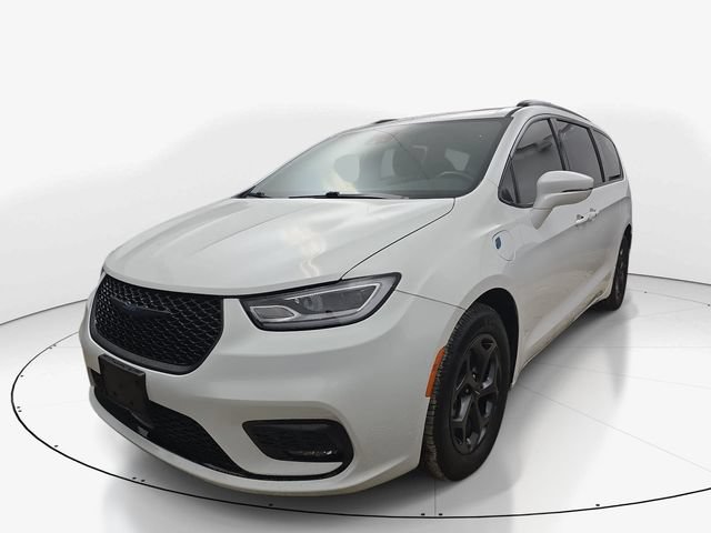 Used 2021 Chrysler Pacifica Limited w/ Uconnect Theater Family Group FWD image 10
