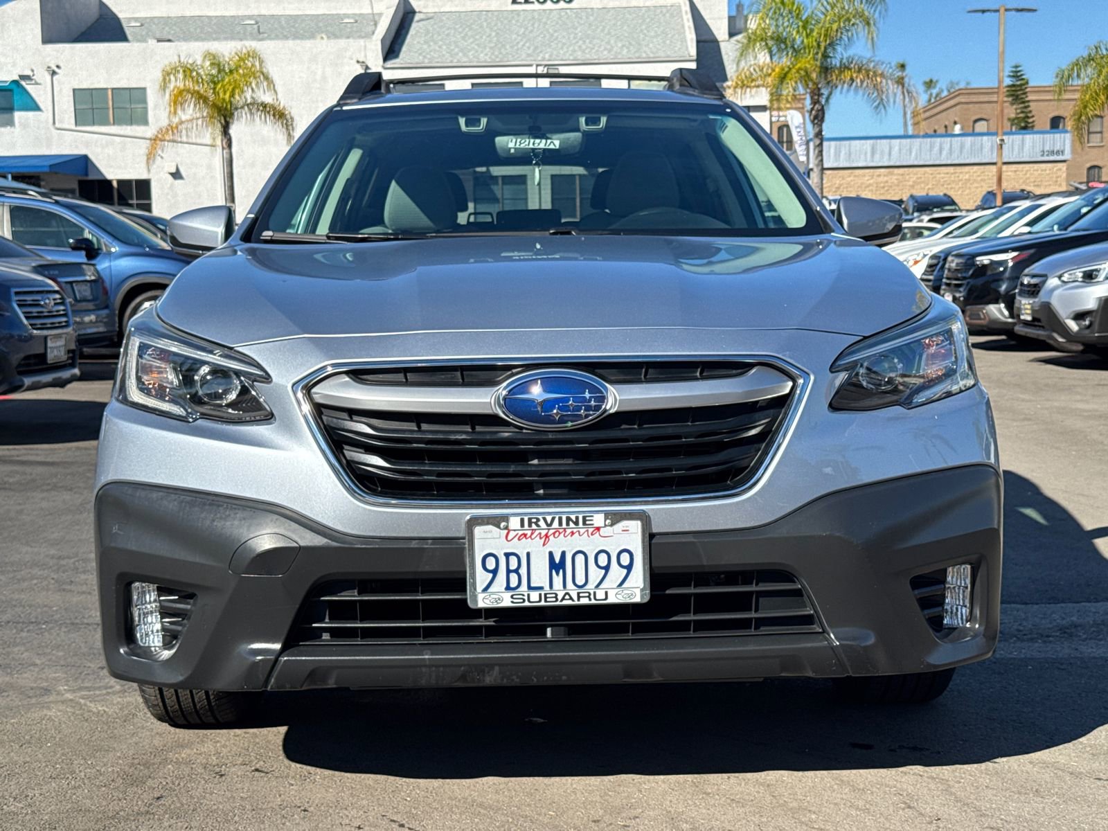 Certified 2022 Subaru Outback Premium image 3