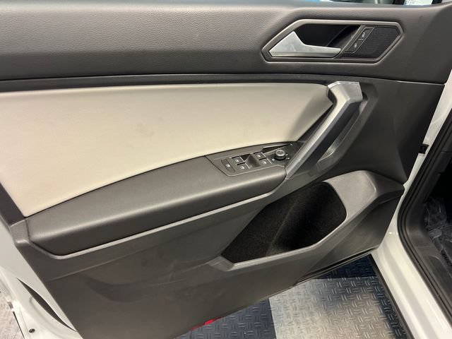 Certified 2021 Volkswagen Tiguan SE FWD image 7