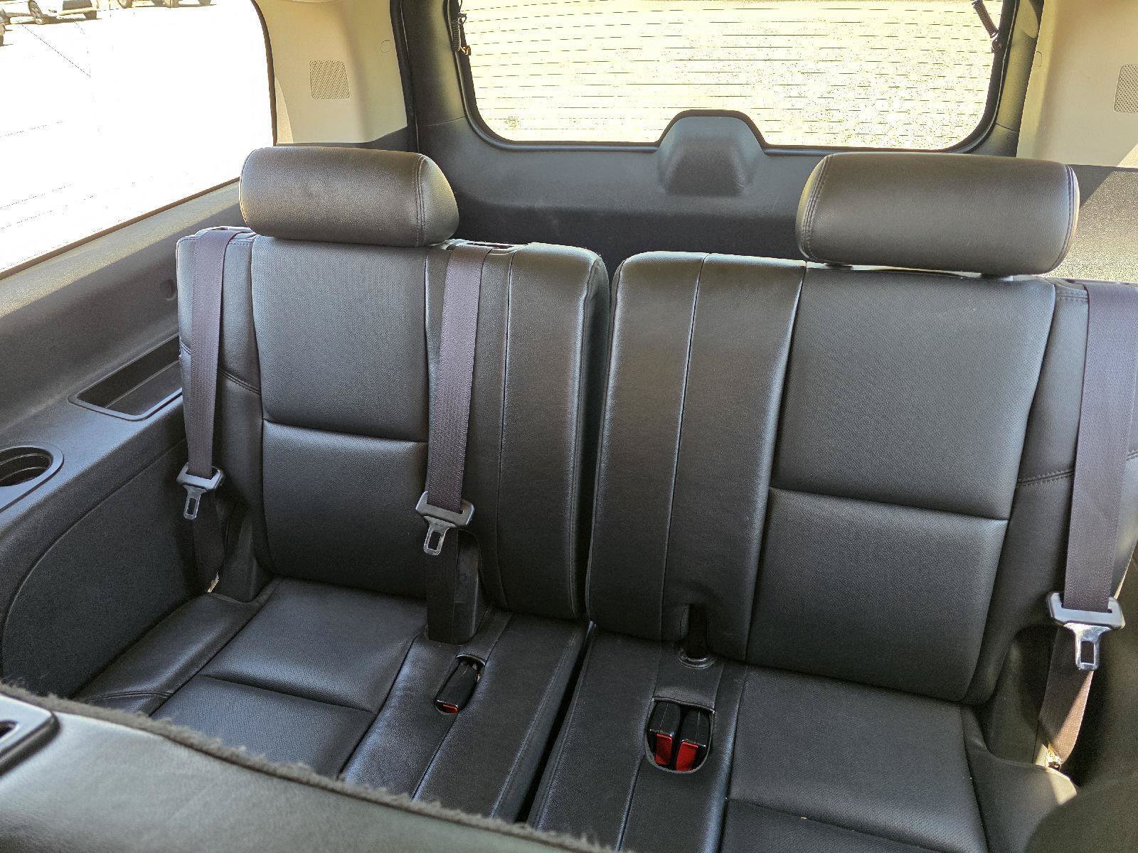 Used 2013 Chevrolet Suburban LTZ AWD/4WD image 11