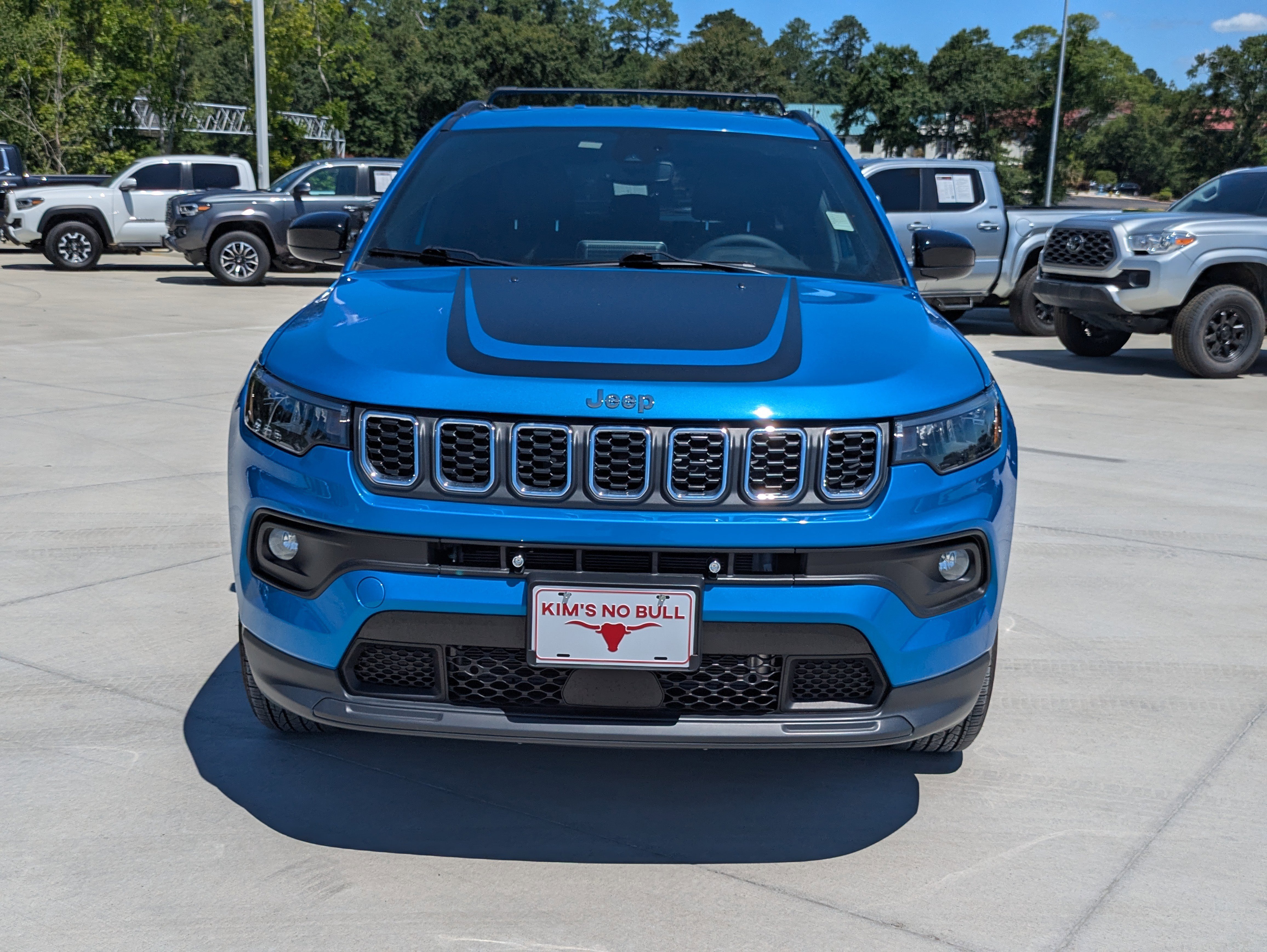 Certified 2025 Jeep Compass Latitude w/ Convenience Group AWD/4WD image 8