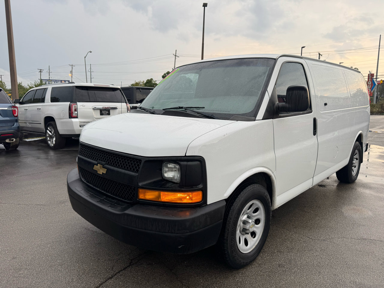 Used 2011 Chevrolet Express 1500 AWD w/ Power Package image 7