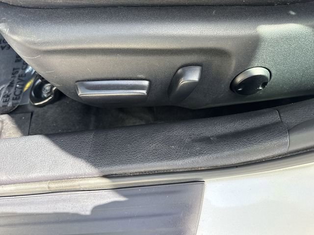 Used 2012 Toyota Camry SE image 12