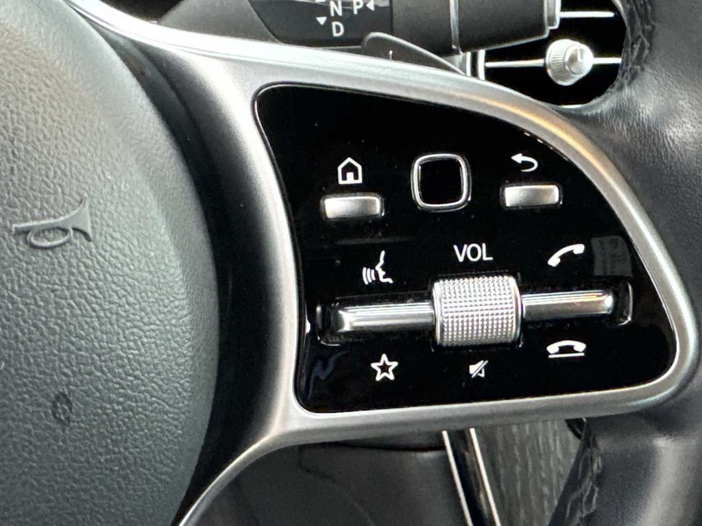 Used 2022 Mercedes-Benz GLC 300 4MATIC image 28