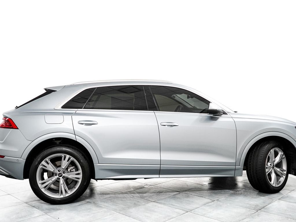 Used 2023 Audi Q8 Premium w/ Convenience Package AWD/4WD image 7