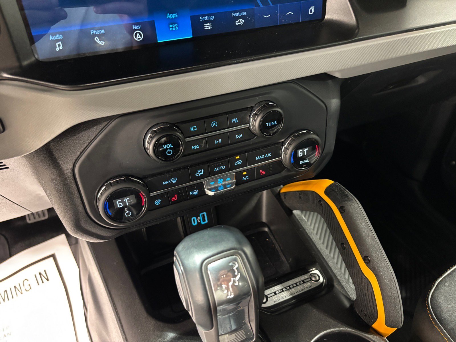 Used 2021 Ford Bronco Badlands image 14