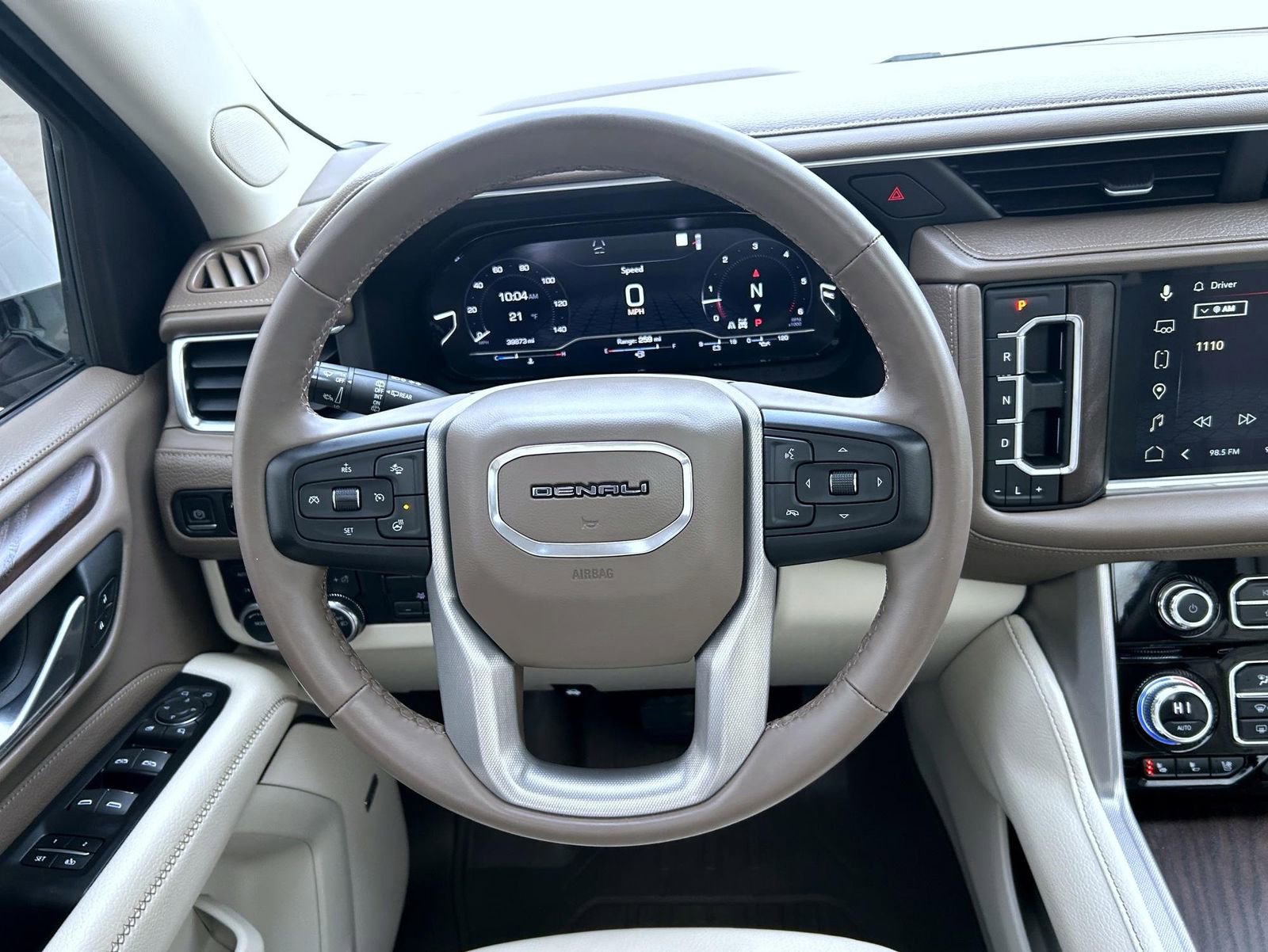 Used 2023 GMC Yukon Denali w/ Max Trailering Package image 11