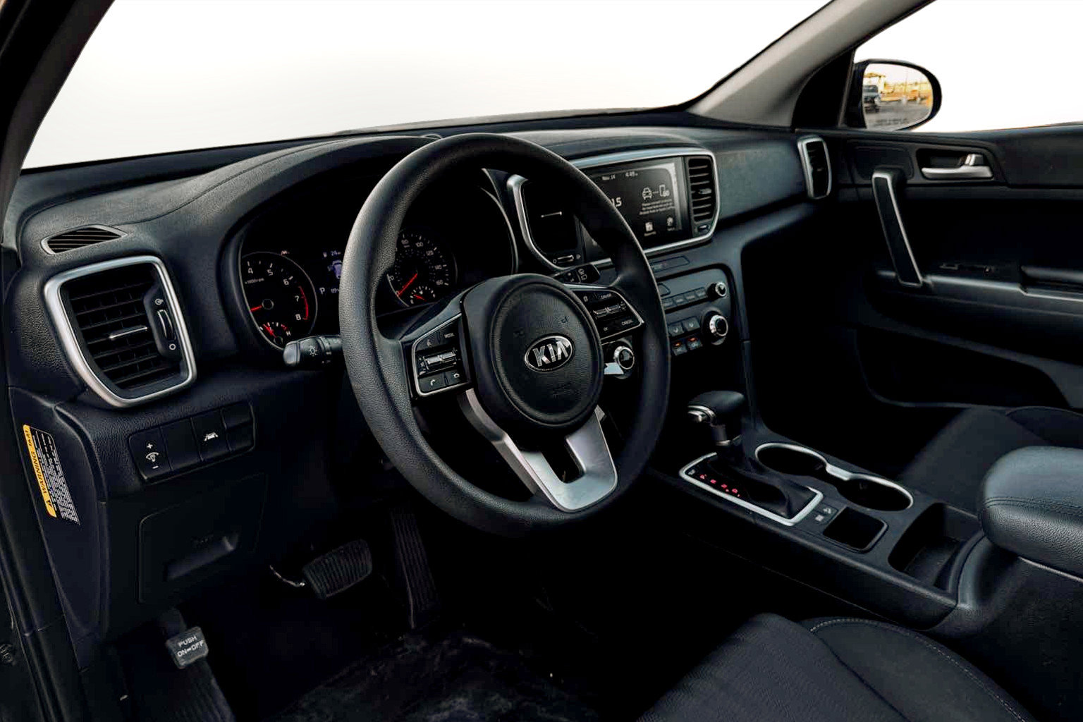 Used 2021 Kia Sportage LX image 15