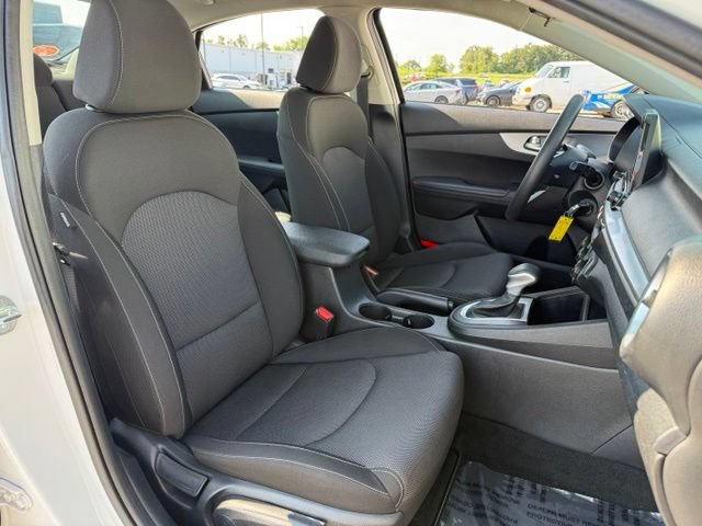 Certified 2024 Kia Forte LXS FWD image 23