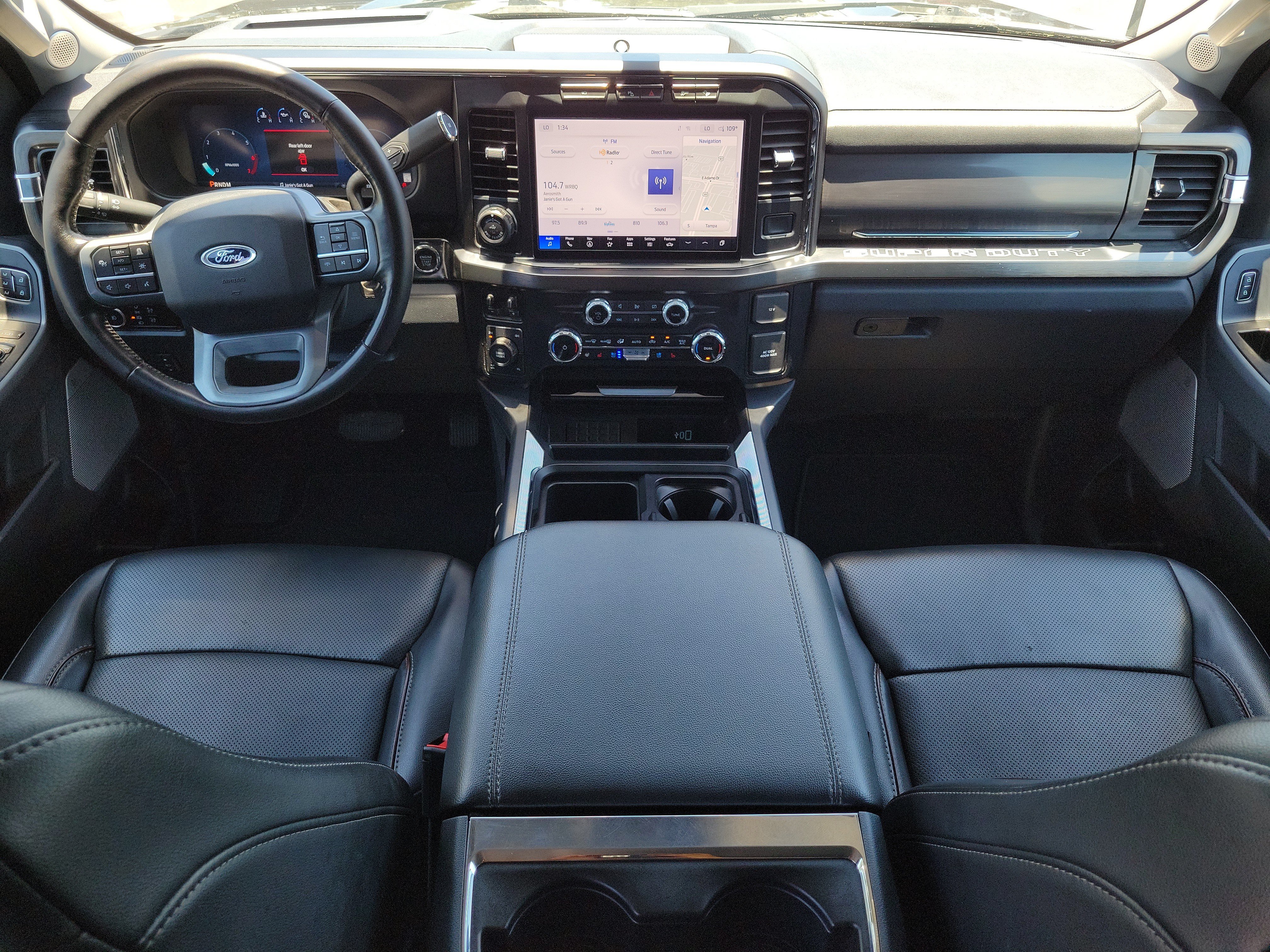 Used 2024 Ford F250 Lariat w/ Lariat Ultimate Package AWD/4WD image 13