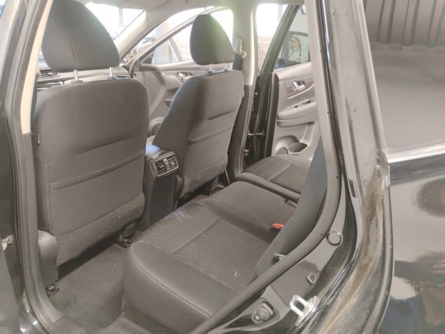 Used 2020 Nissan Rogue SV image 21
