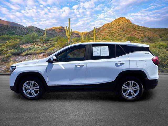 Used 2024 GMC Terrain SLE FWD image 8