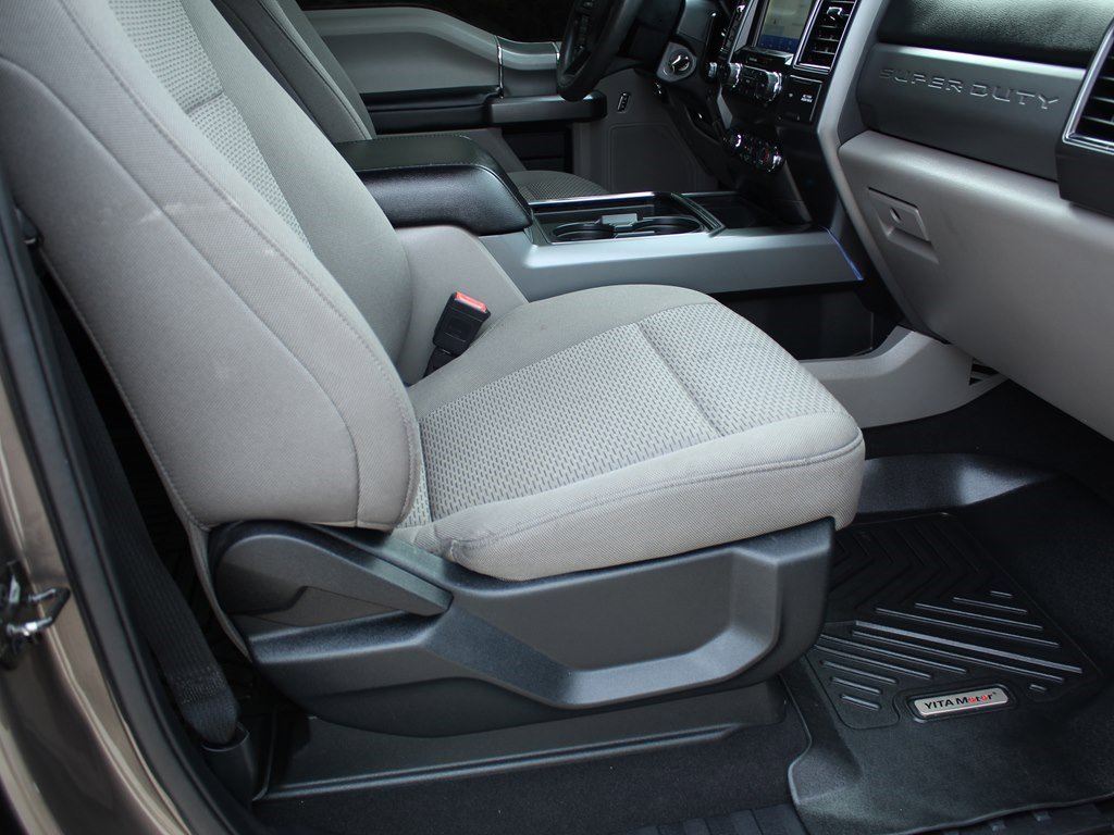 Used 2021 Ford F250 XLT w/ XLT Premium Package image 21