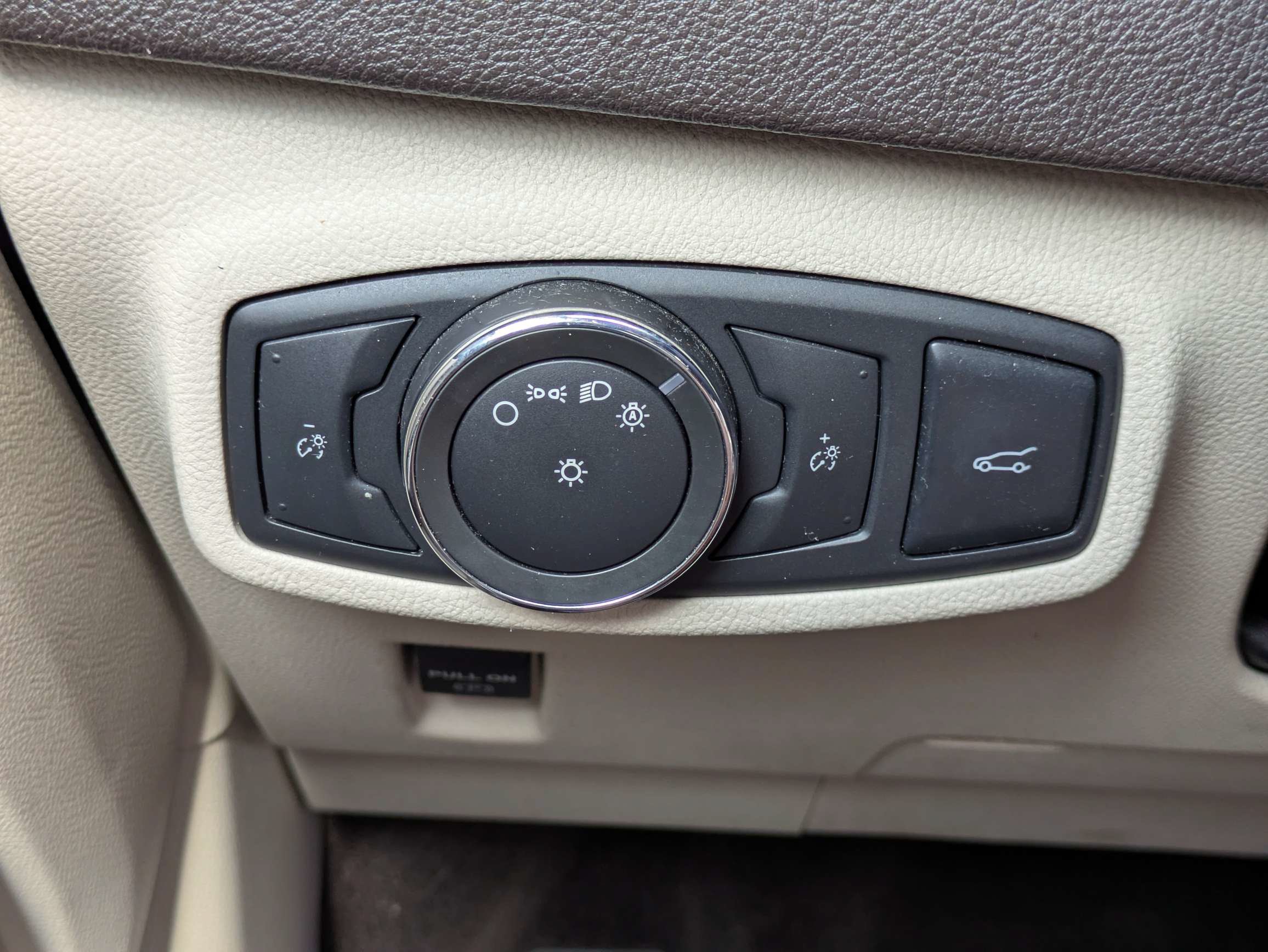 Used 2017 Lincoln MKC Premiere FWD image 38