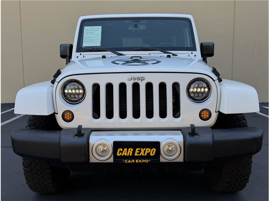Used 2015 Jeep Wrangler Unlimited Sahara w/ Connectivity Group AWD/4WD image 43