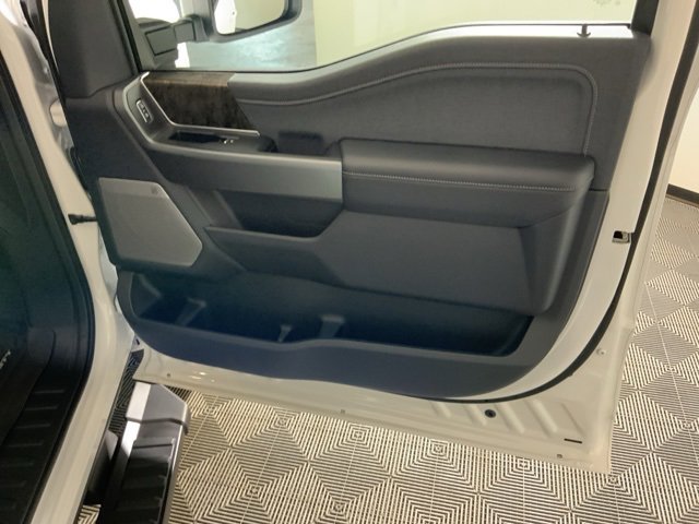 New 2025 Ford F350 Lariat w/ Lariat Ultimate Package image 40
