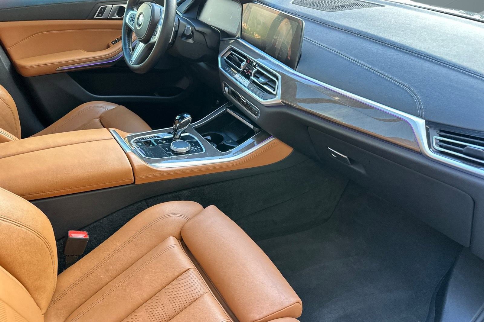 Used 2022 BMW X5 xDrive40i w/ M Sport Package image 24