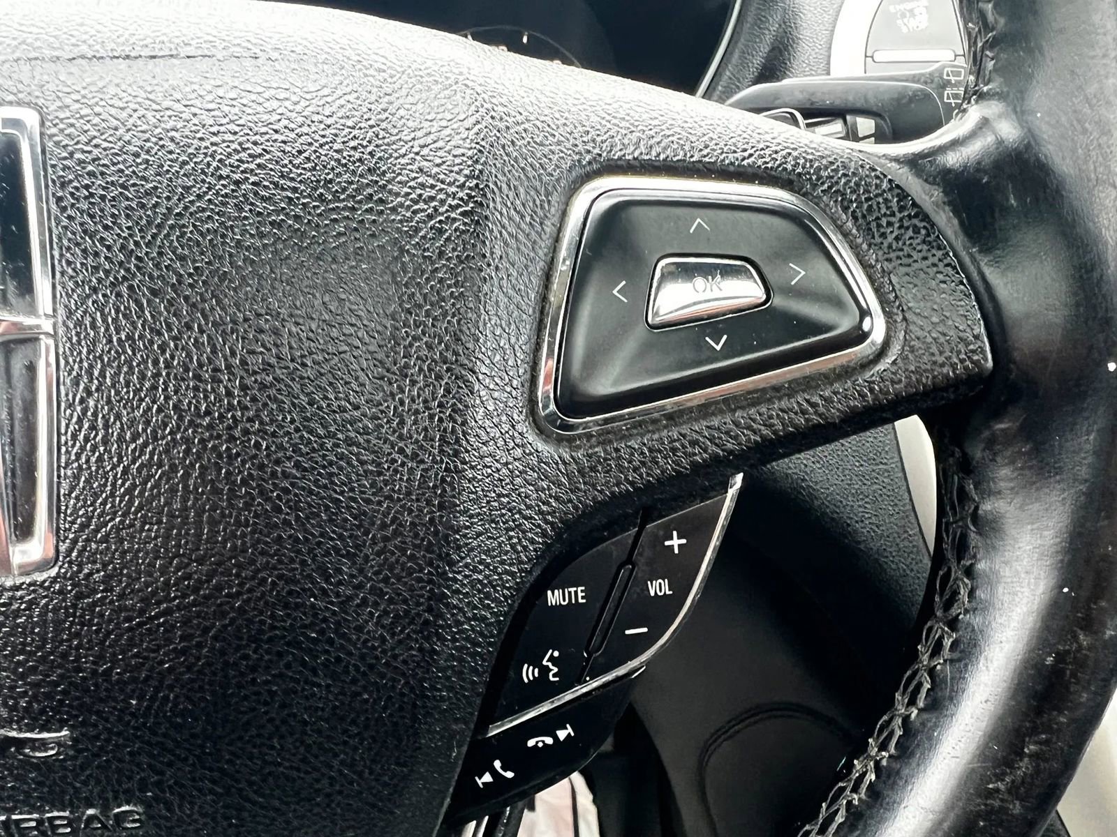 Used 2015 Lincoln MKC AWD w/ Equipment Group 102A Reserve image 23