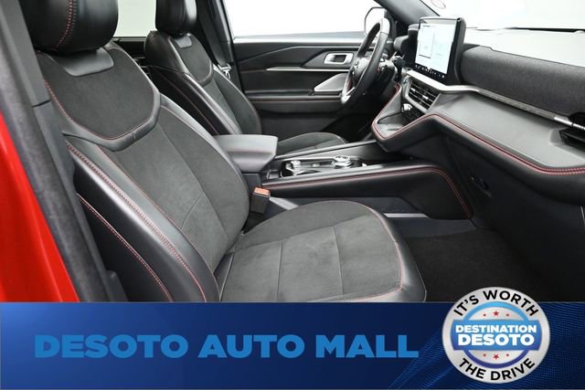 Certified 2025 Ford Explorer ST AWD/4WD image 12