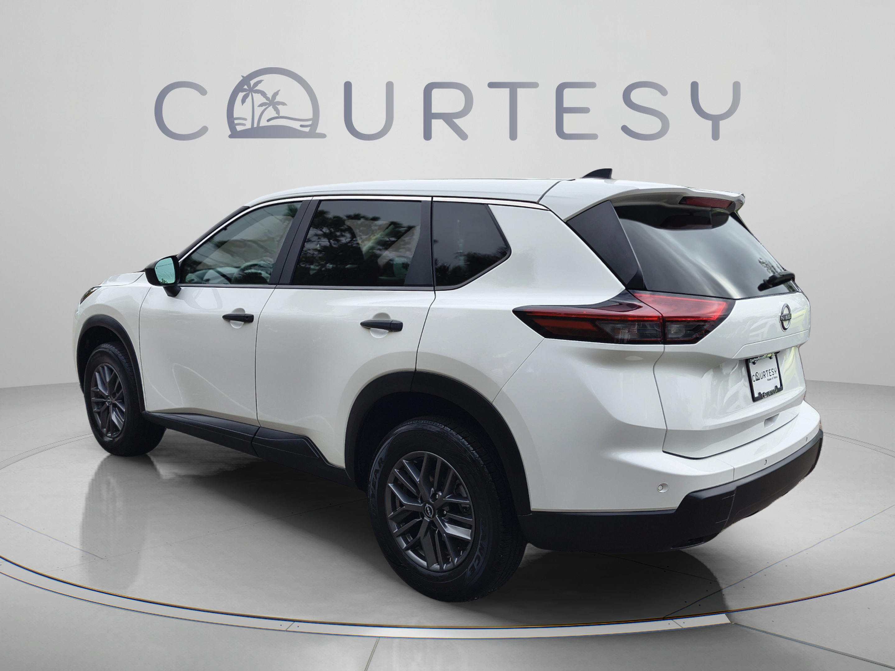 Certified 2024 Nissan Rogue S FWD image 5