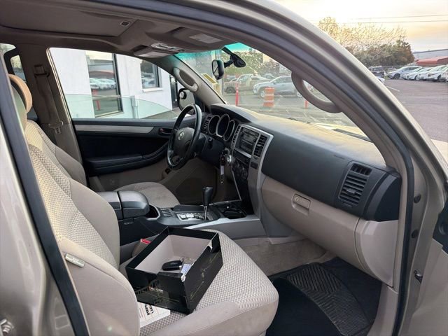 Used 2006 Toyota 4Runner SR5 image 9