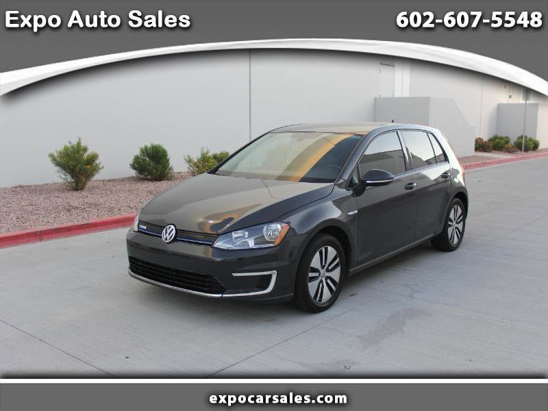 Used 2016 Volkswagen e-Golf SE FWD image 1