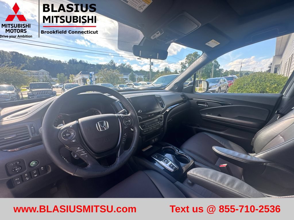 Used 2023 Honda Ridgeline Black Edition image 17