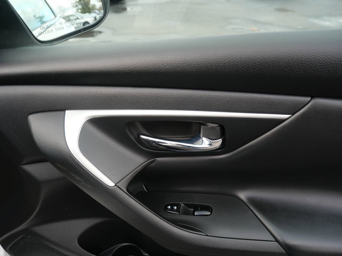 Used 2017 Nissan Altima 2.5 S FWD image 19