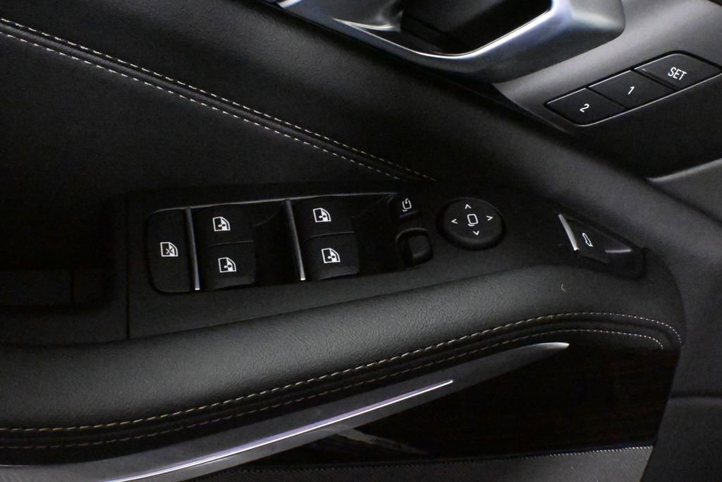 Used 2026 BMW X5 xDrive40i w/ M Sport Package image 32